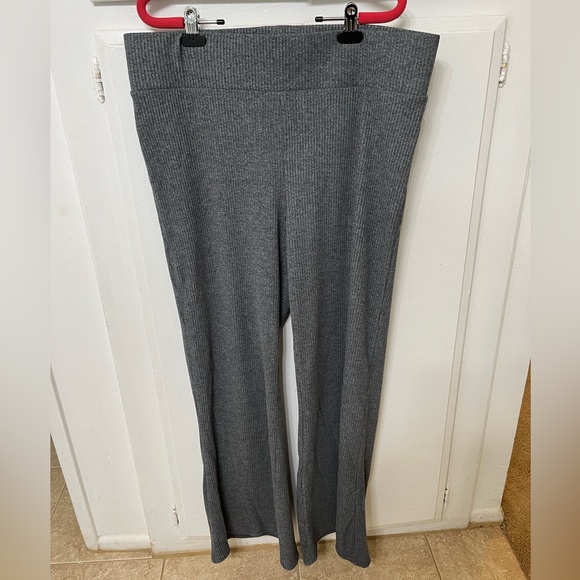 Old Navy Grey Oversized Pants and Hoodie Lounge Set - Size L - Picture 3 of 7